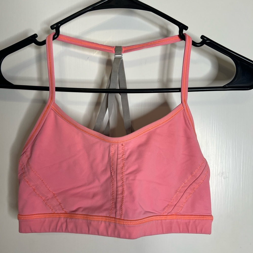 Coral sports bra.
